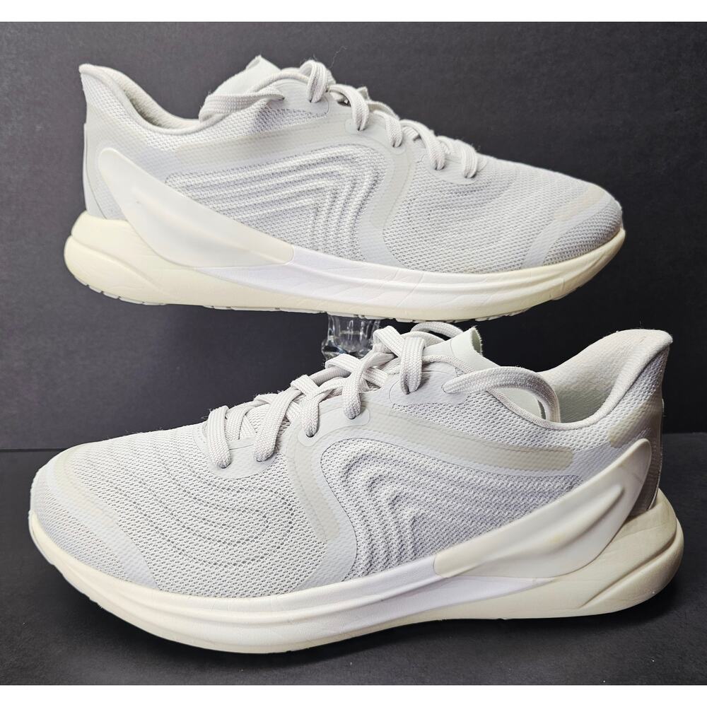 Lululemon Women 10.5 Comfy footwear